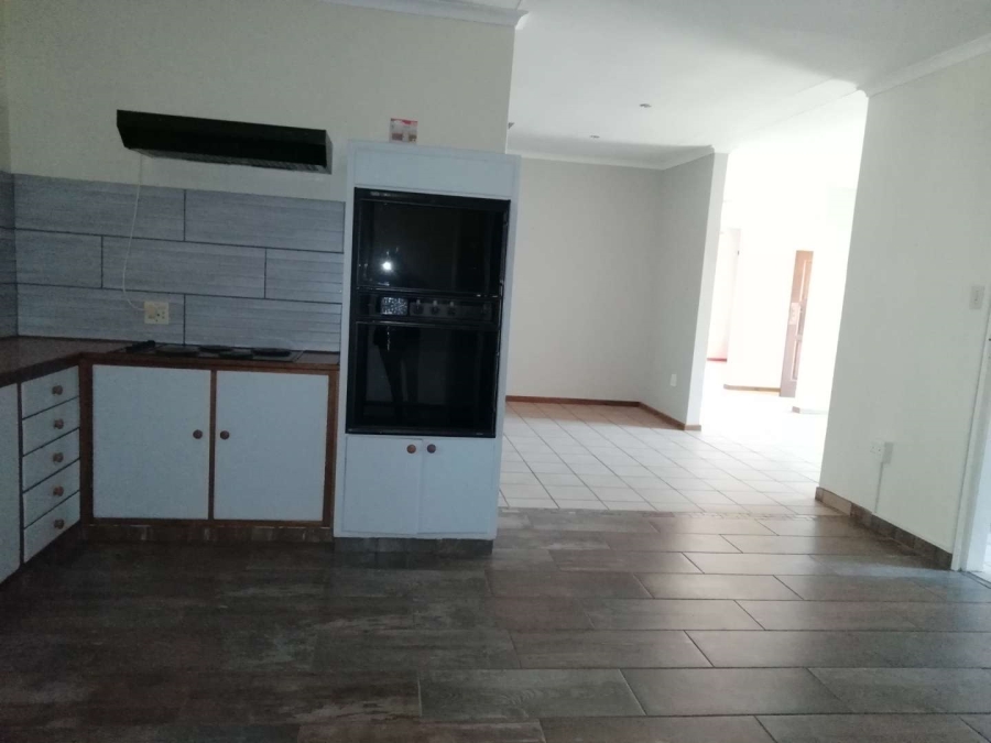 4 Bedroom Property for Sale in Flora Park Northern Cape